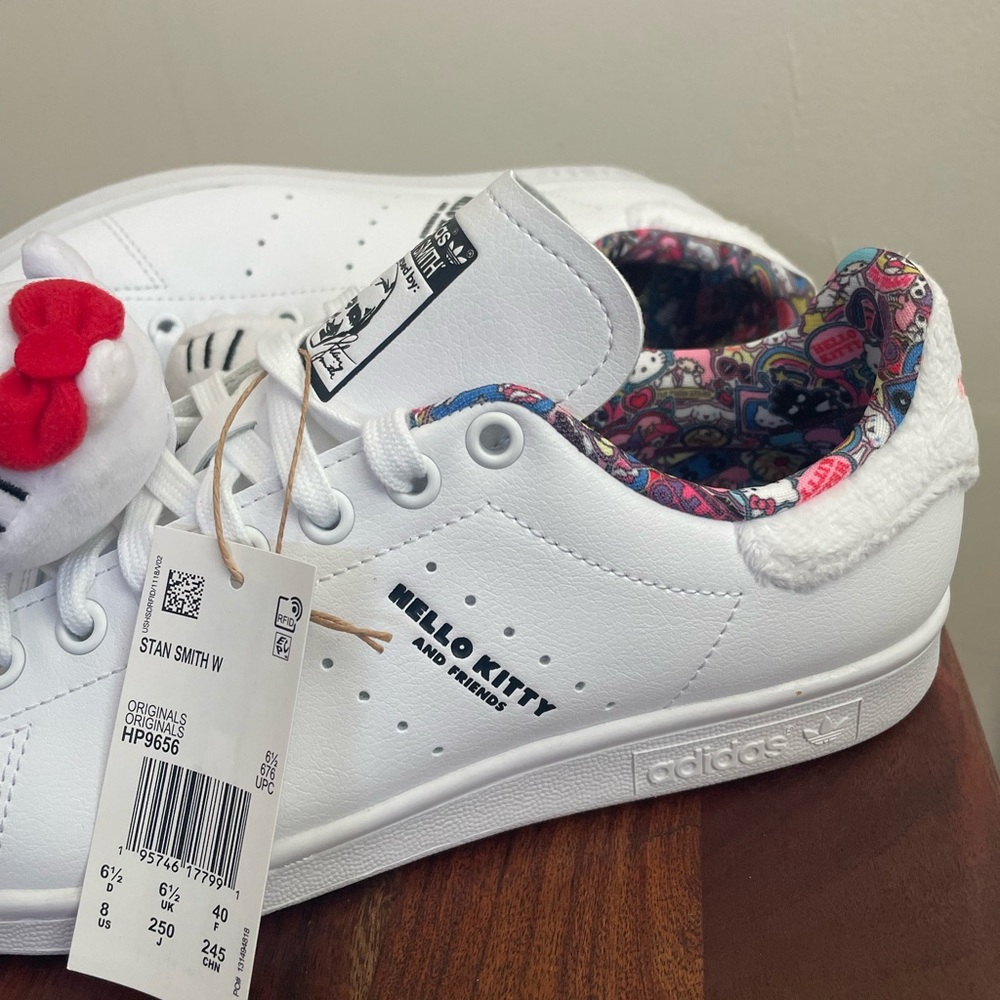 Adidas Stan Smith Hello Kitty and Friends Women's Shoes HP9656 size 8 - Picture 3 of 8